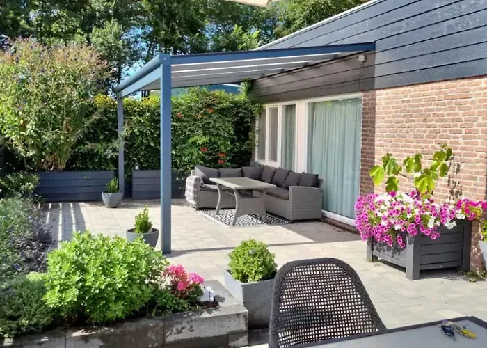 Cozy Bungalow